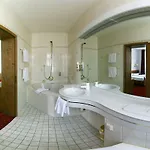 Hotel Astoria 4*
