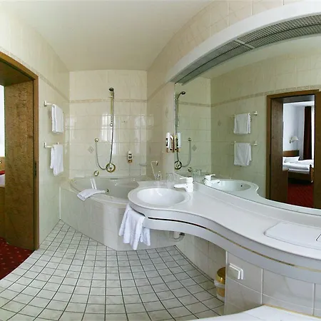 Hotel Astoria 4*